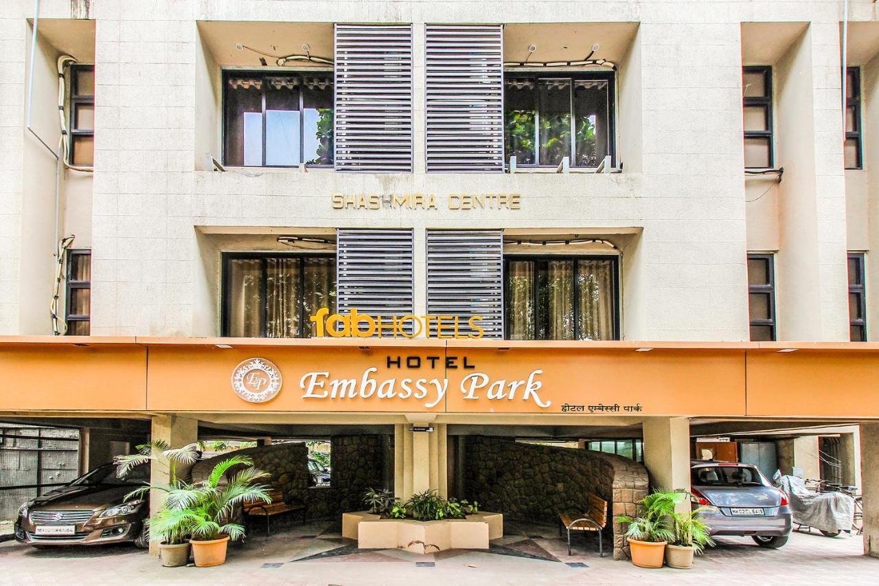 Fabhotel Plus Embassy Park Mumbai Bagian luar foto